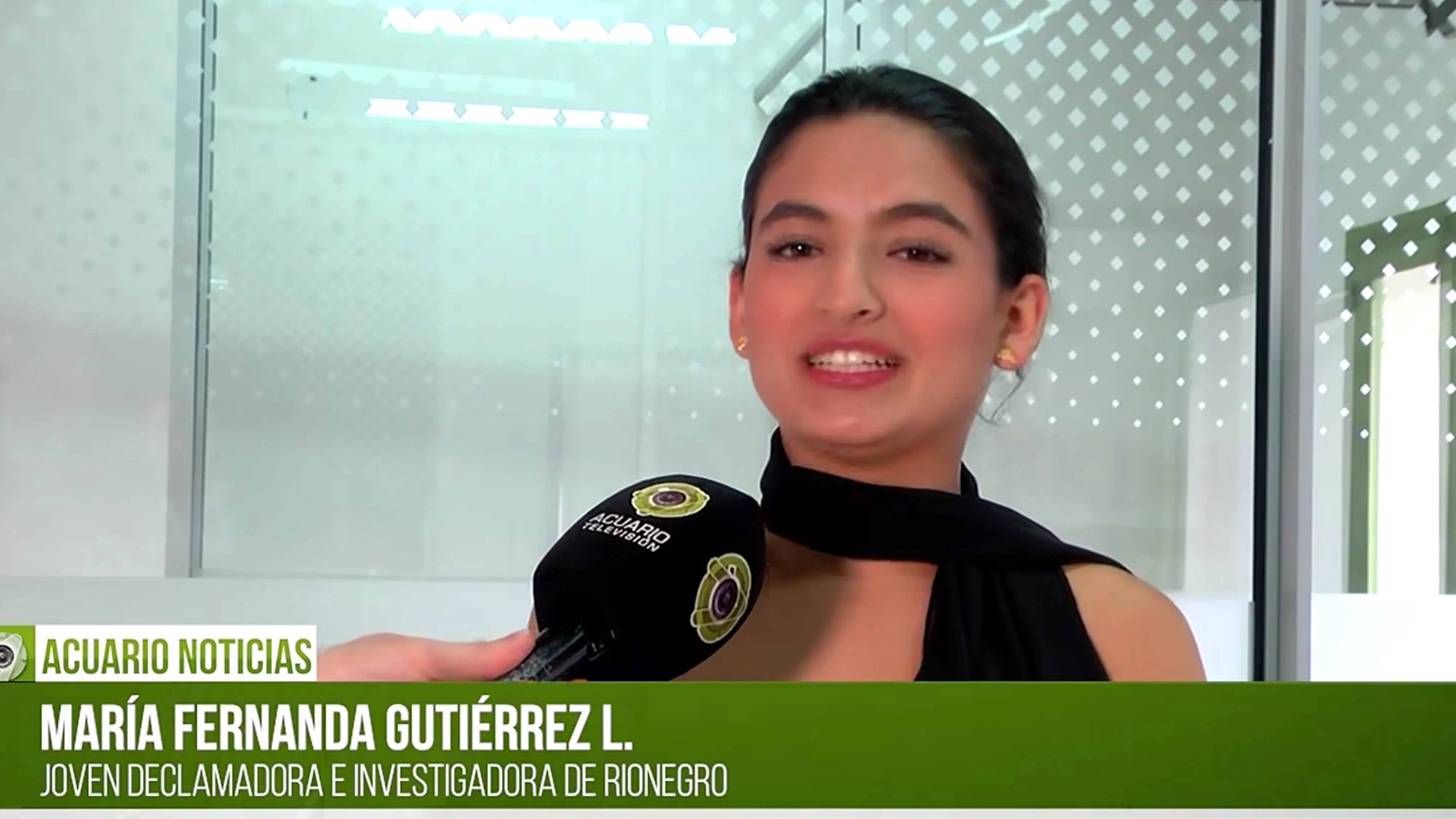 Declamar, investigar e interesarse por los temas artísticos, son algunas de las pasiones de la joven rionegrera María Fernanda Gutiérrez López, estudiante de la I.E. Escuela Normal Superior de María